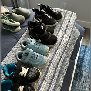 Toddler Nike size 6 bundle